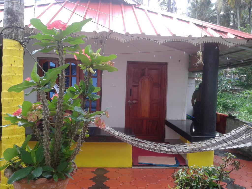 Karthik Villa Varkala Chambre photo