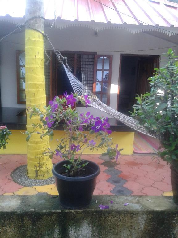 Karthik Villa Varkala Extérieur photo