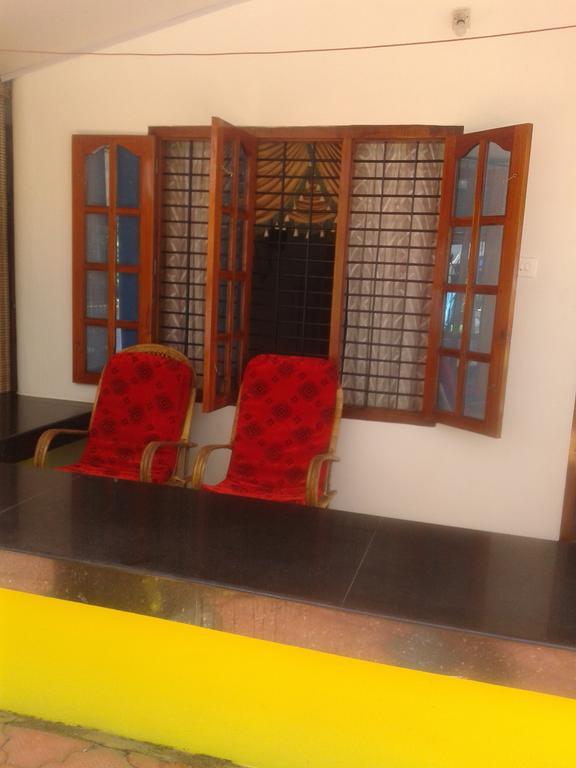 Karthik Villa Varkala Extérieur photo