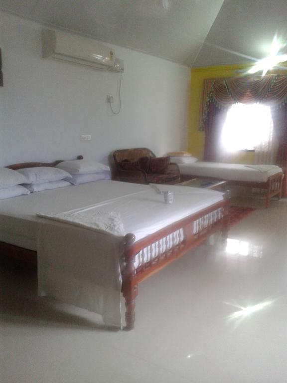 Karthik Villa Varkala Extérieur photo