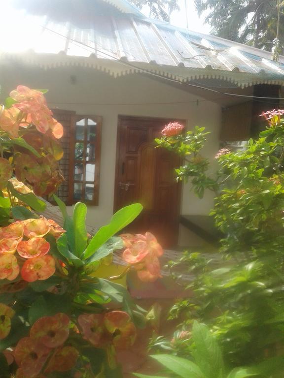 Karthik Villa Varkala Extérieur photo