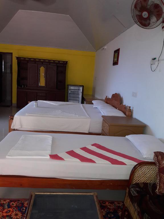 Karthik Villa Varkala Extérieur photo
