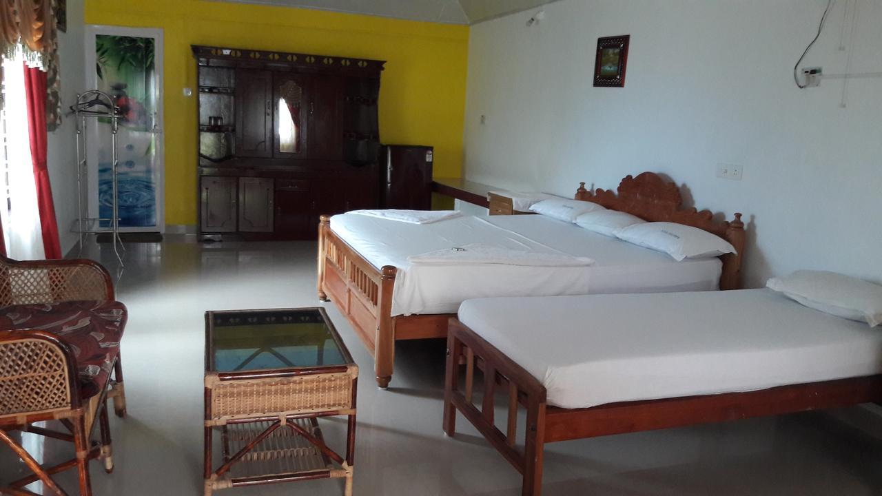 Karthik Villa Varkala Extérieur photo